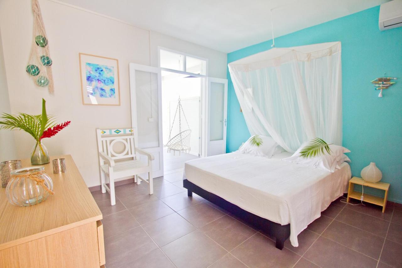Appartement Tillet. O Coeur De Deshaies. Exterior photo